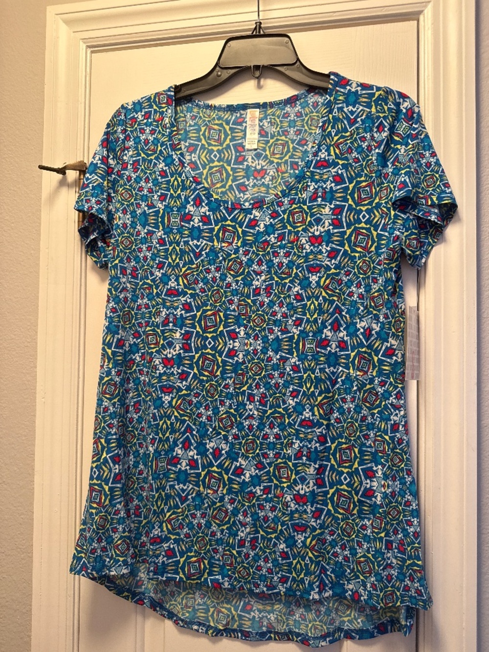 Lularoe shirt